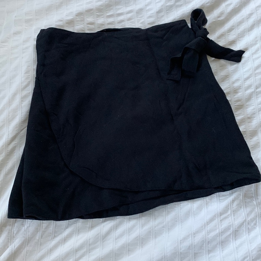 FARM RIO Black Ballerina Wrap Mini Skirt